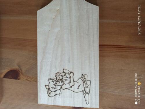 Holzbrettchen